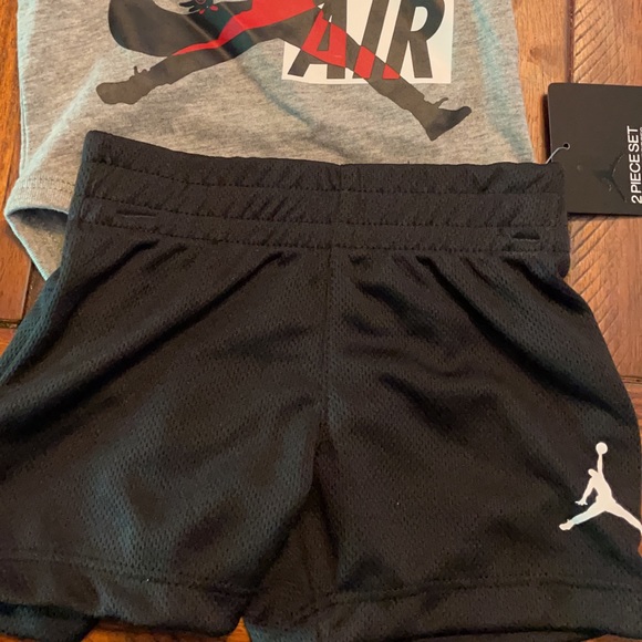 NIKE AIR JORDAN OUTFIT - Picture 2 of 2